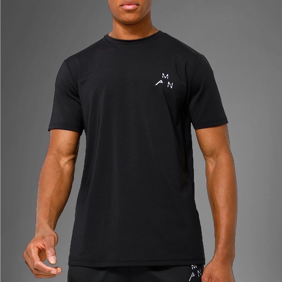 Boohoo MAN ACTIVE GYM REFLECTIVE BACK PRINT T-SHIRT, Black, Size L - Picture 2 of 7